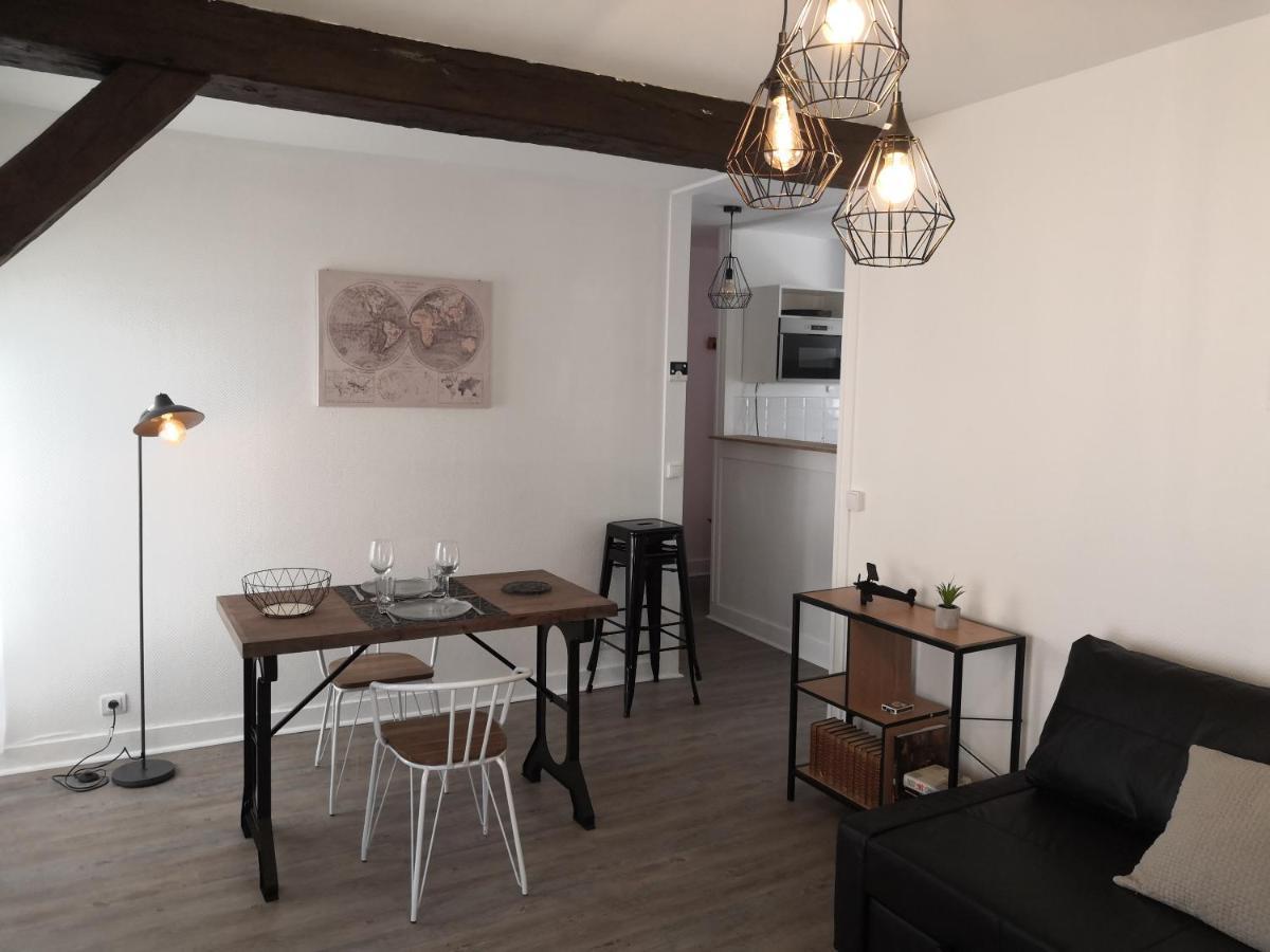 Au Fil De Loire Apartment Blois Exterior photo